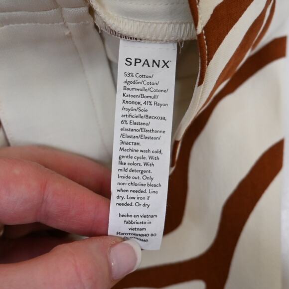 SPANX Womens L On The Go Print Ankle Slim Straight Leg Pants in Zebra Stripe NEW - Picture 11 of 12